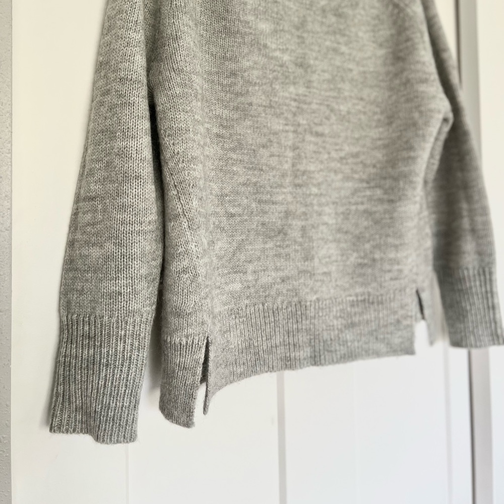 Jcrew Women’s Turtleneck Sweater - image 7